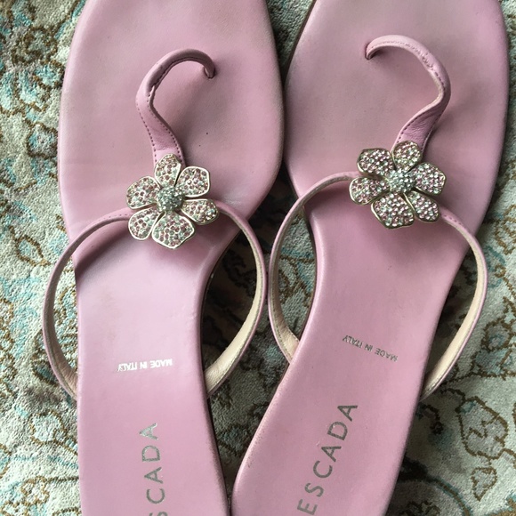 Escada Kitten Heels - Picture 5 of 9